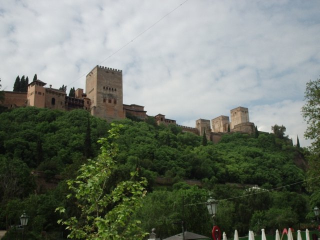 P5250022 Uitzicht op Alhambra - Carrera del Darro - Granada